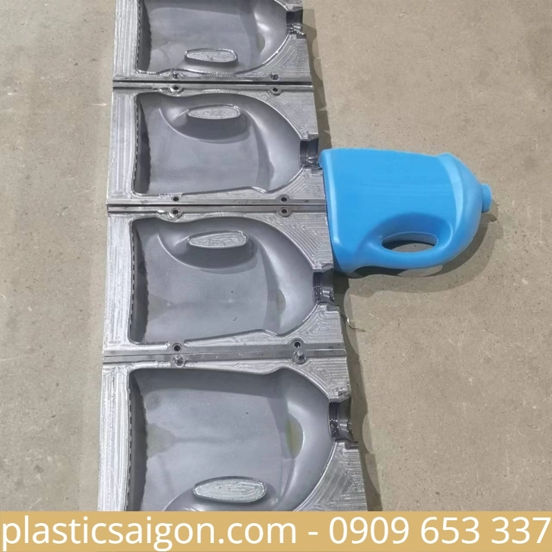 bao gia khuon ep nhua 1 2794 - Cơ sở gia công khuôn thổi chai nhựa giá rẻ số #1 tại HCM